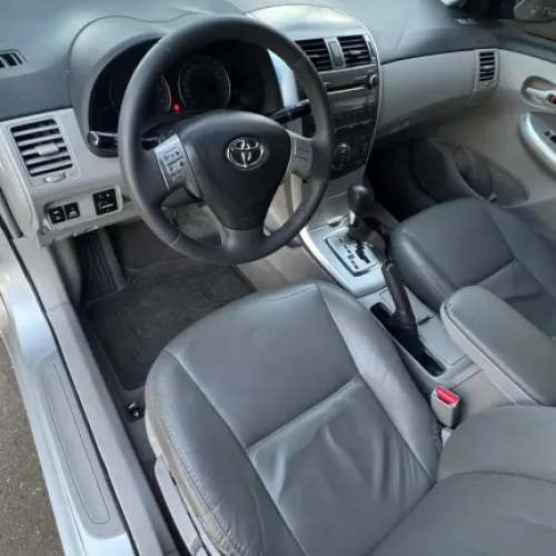 Toyota Corolla 2013 à venda em Limeira SP