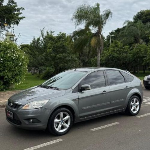 ford-focus-hatch-1.6-7502722-70044331